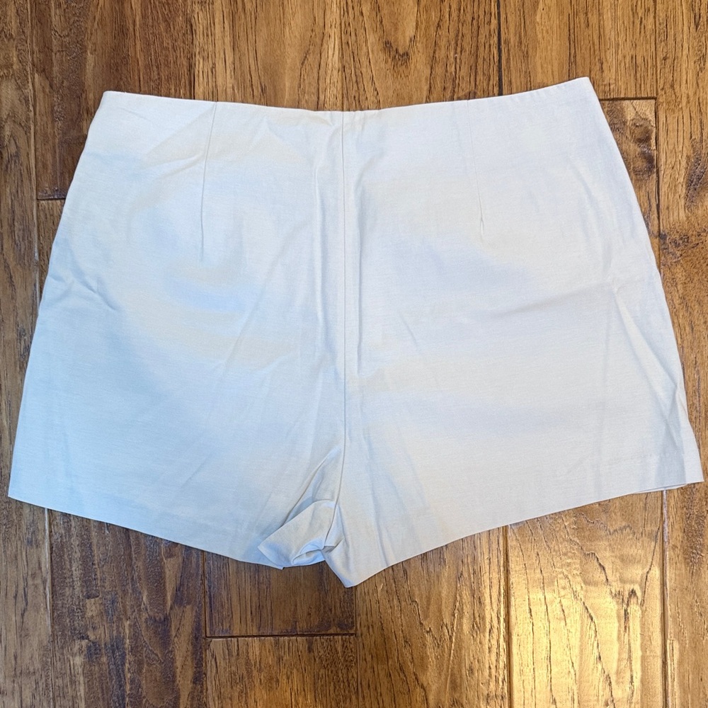 Dynamite Skort with Slit Pockets - Picture 4 of 4